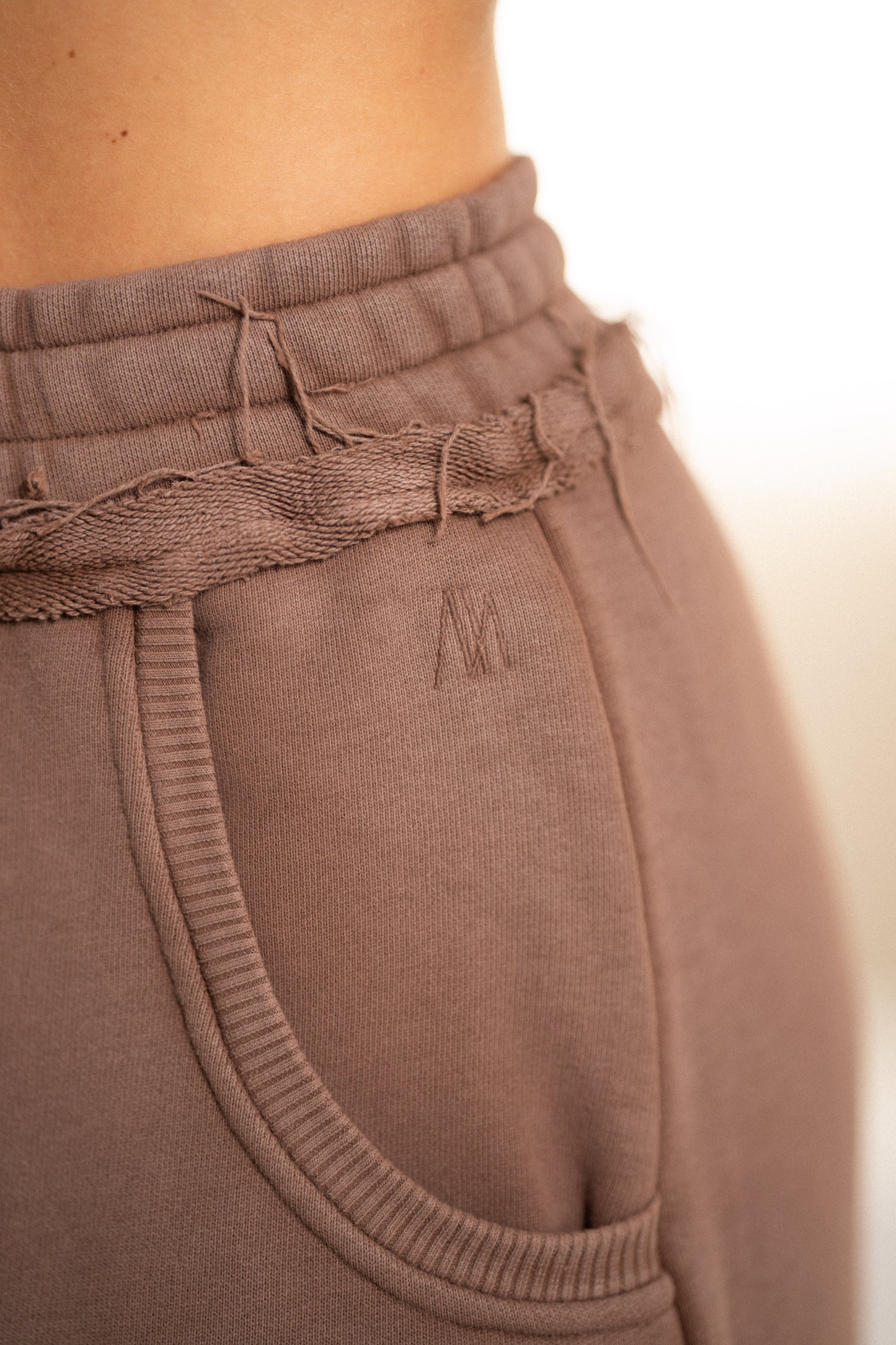 Rough Chunky Jogger - Muddy Brown